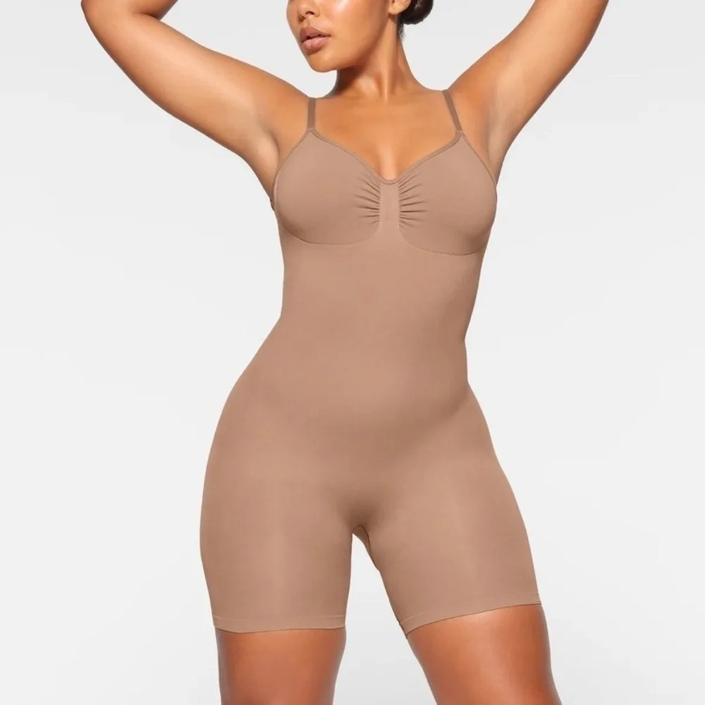 SKIMS Seamless Sculpt Mid Thigh Bodysuit Shapewear Brown